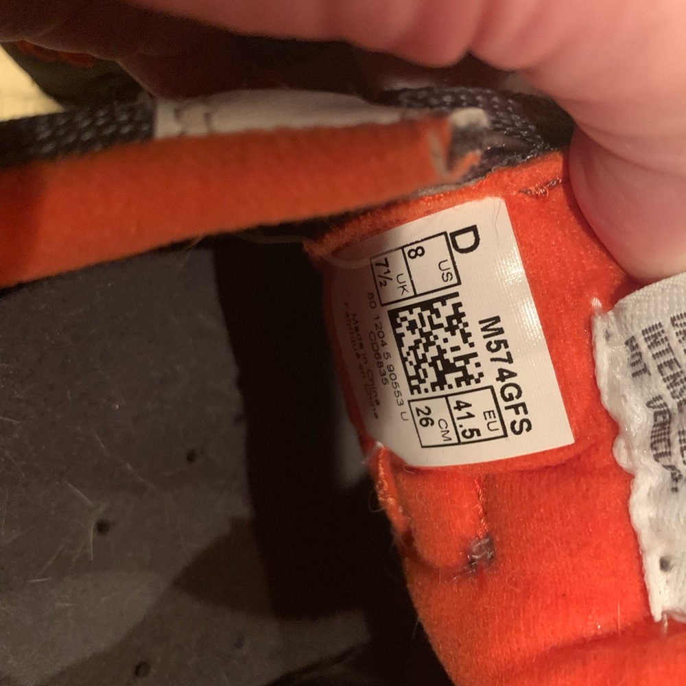 New Balance - Picture 4 of 5